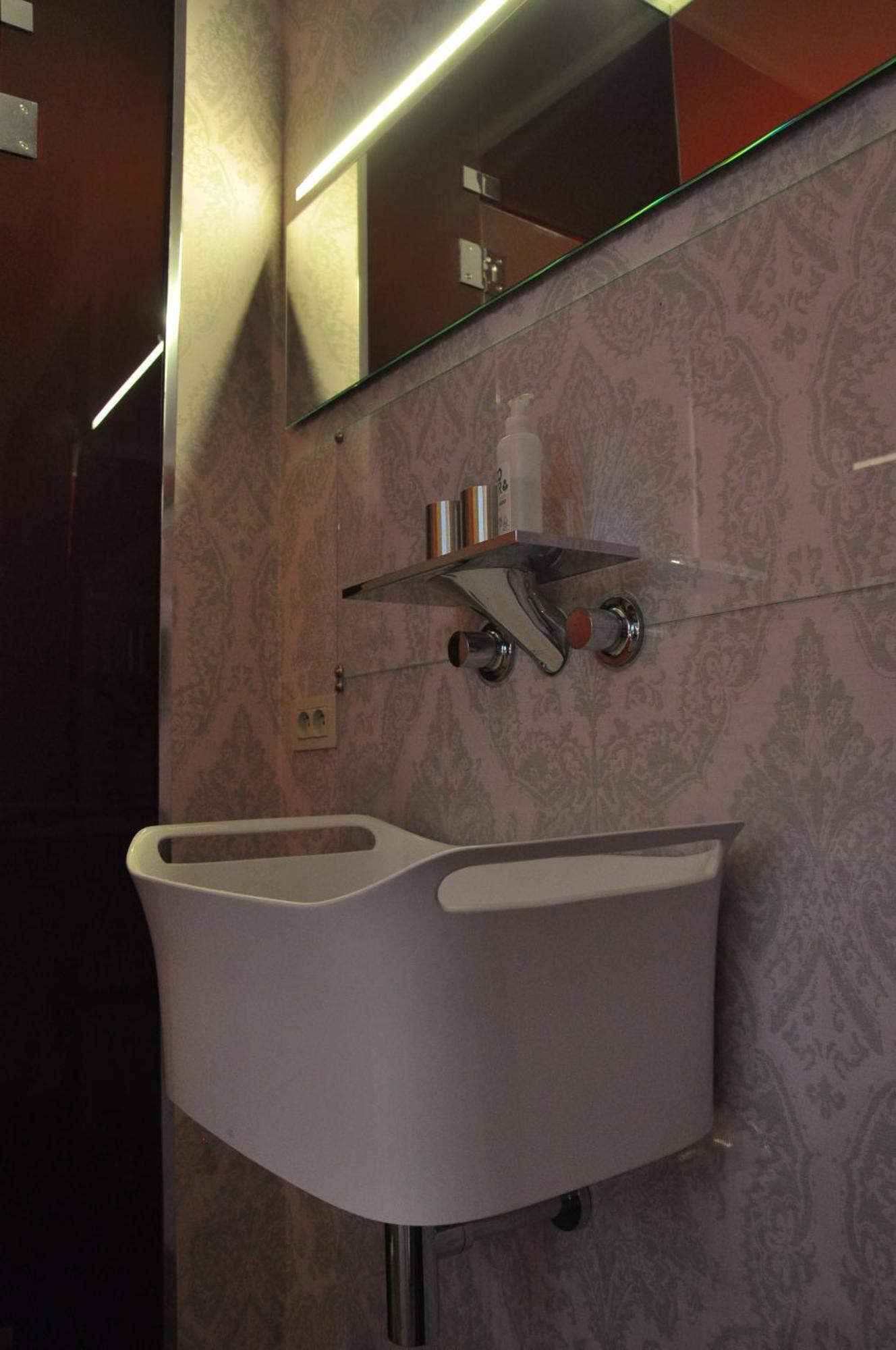 Bed and Breakfast Schopenhauer Гент Экстерьер фото